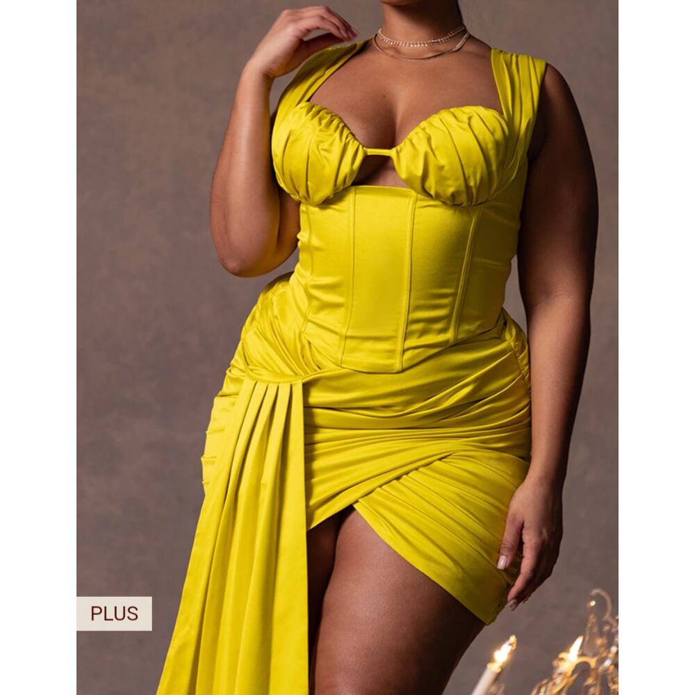 PrettyLittleThing Plus Chartreuse Constructed Satin Ruched Drape Bodycon Skirt